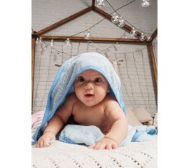 Пеленки, пледы, наборы для купания